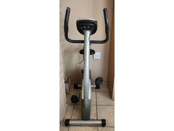 ~/upload/Lots/116236/AdditionalPhotos/4upzxj7ua5exc/Trojan exercise stationary bike (2)_t600x450.jpg